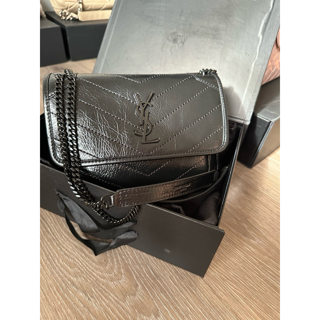 Niki Y*L Small Baby Quilted Crinckled glossed leather Shoulder Bag Tas Wanita