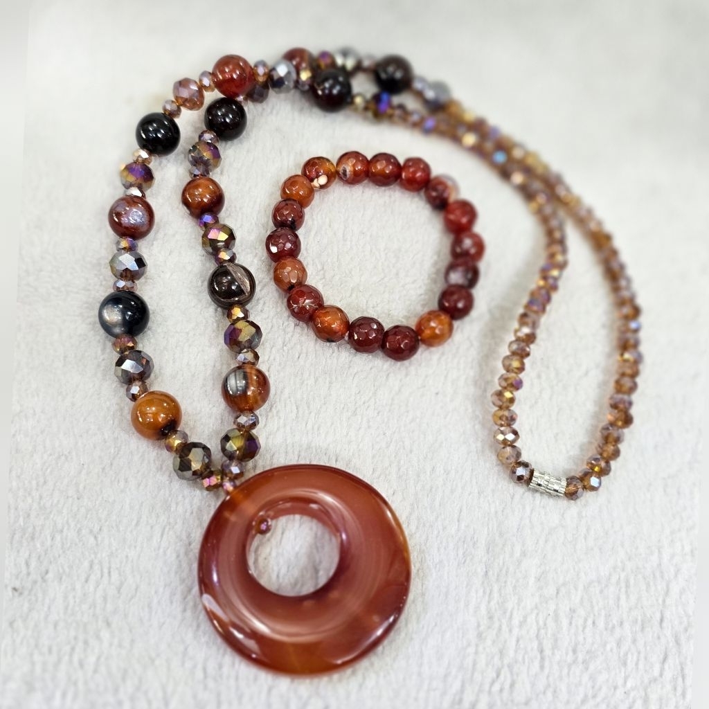 Satu set kalung kalimantan batu dan kristal