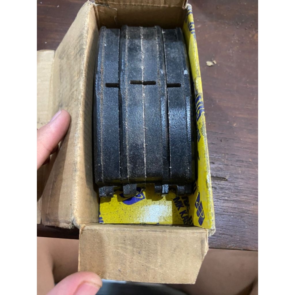 Rem Depan Mitsubishi L300 Diesel – MK Kashiyama D 6014