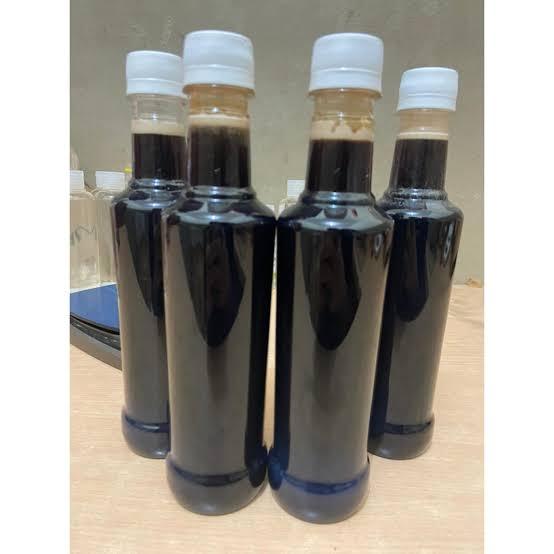 

Madu akasia hitam kemasan 500gr