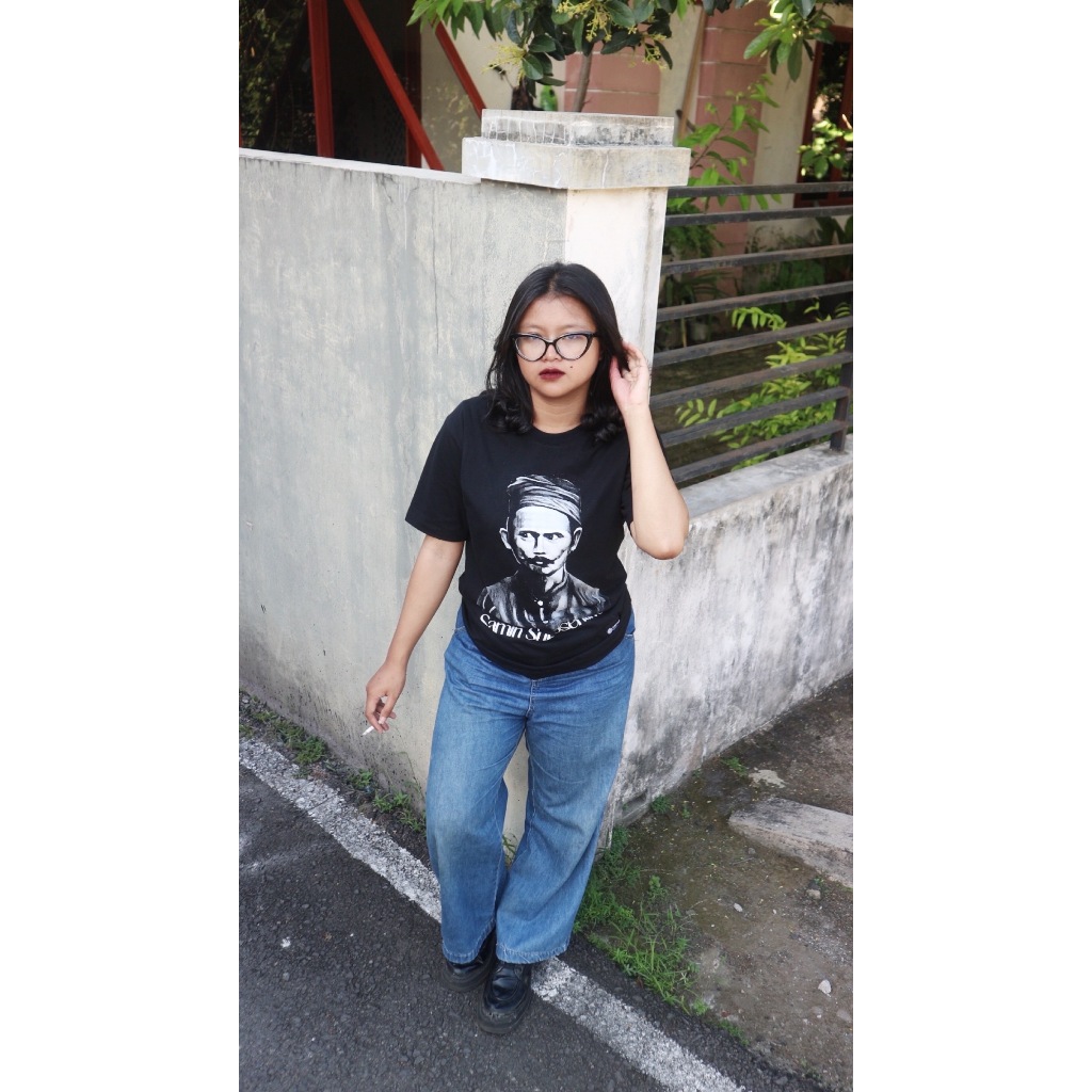 Tshirttokoh - Kaos Samin Surosentiko