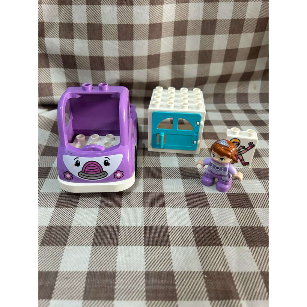 part mainan lego duplo ambulance