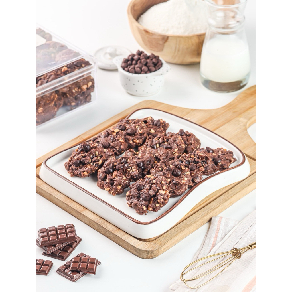 

Nona & Co Choco Chips Cookies 500gr Kue Kering Chocochips Coklat Kacang