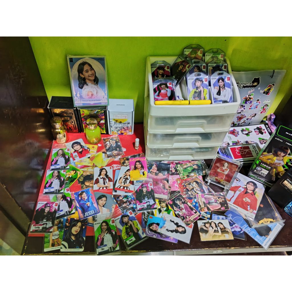 Harga jkt48 photocard random Terbaru Okt 2025 | BigGo Indonesia