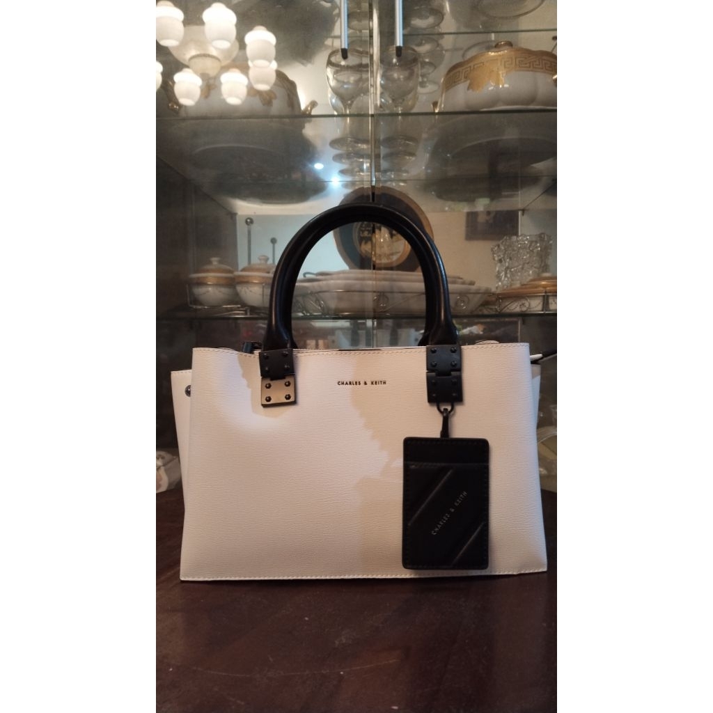tas charles and keith ori