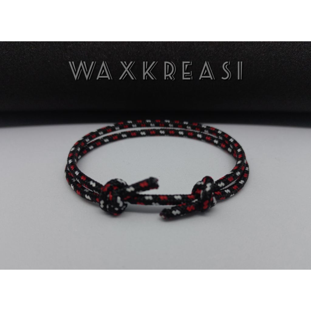 Gelang Tali Simpel Elegant Tiga Warna Merah Putih Hitam