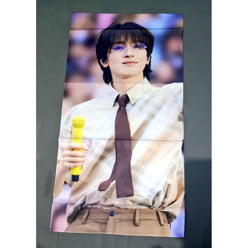 SLOGAN WONWOO REFLECTIVE GLITTER @Panda_wwmeoww @Saint_ww @Raffine_svtww
