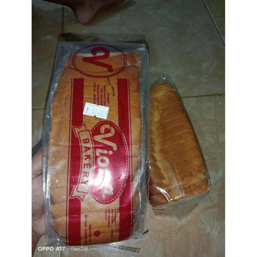

roti tawar viona bakery