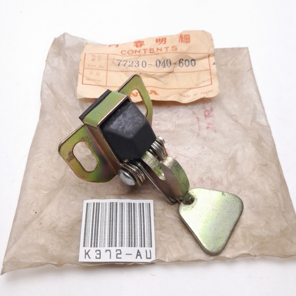 Honda C50 C70 C90 CA100 C100 CA102 C102 PISPOT UNYIL KUNCI JOK PANJANG ORIGINAL