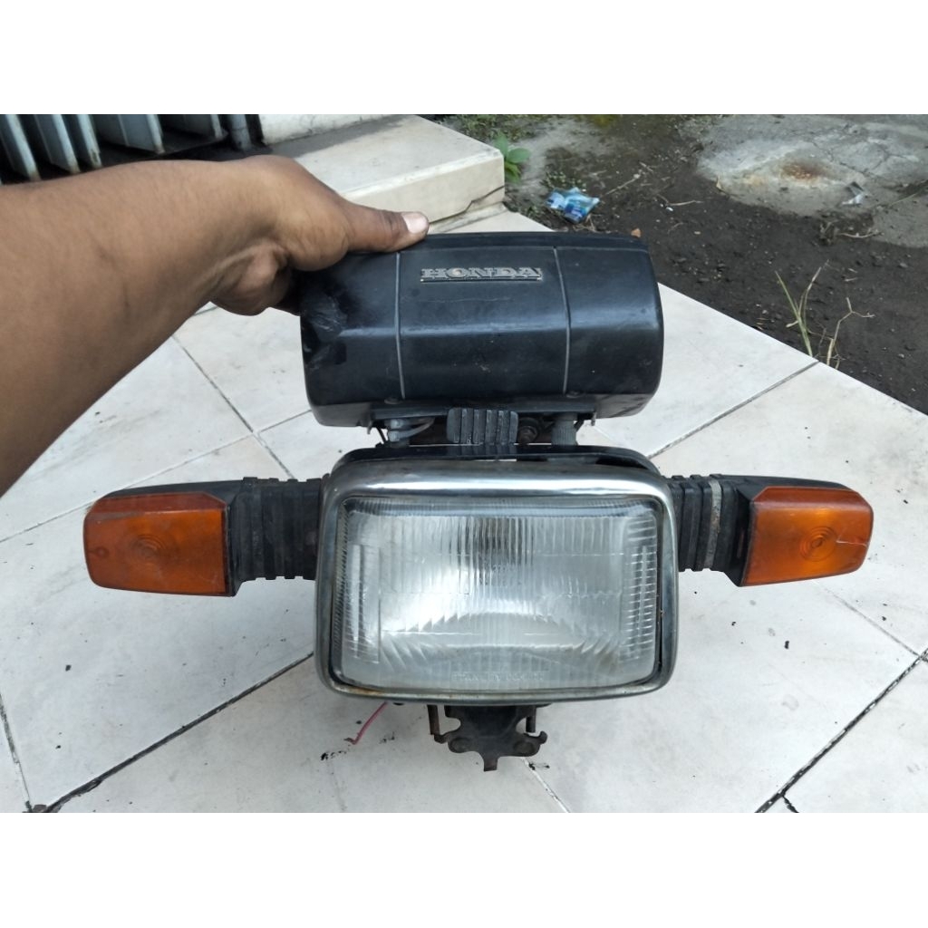Batok fullset set lampu dan spido Honda gl max original copotan