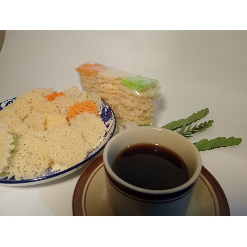 

Patilo /rengginan/ patolo oleh- oleh dari gunungkidul