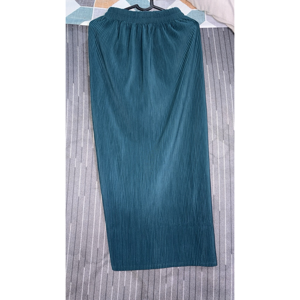 Rok plisket hijau