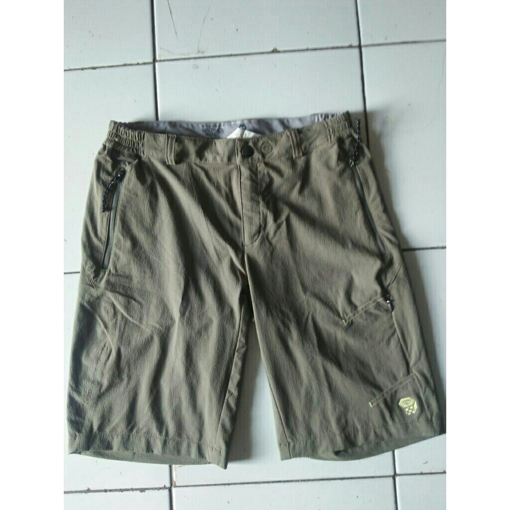 celana pendek dryfit semj kargo MHW