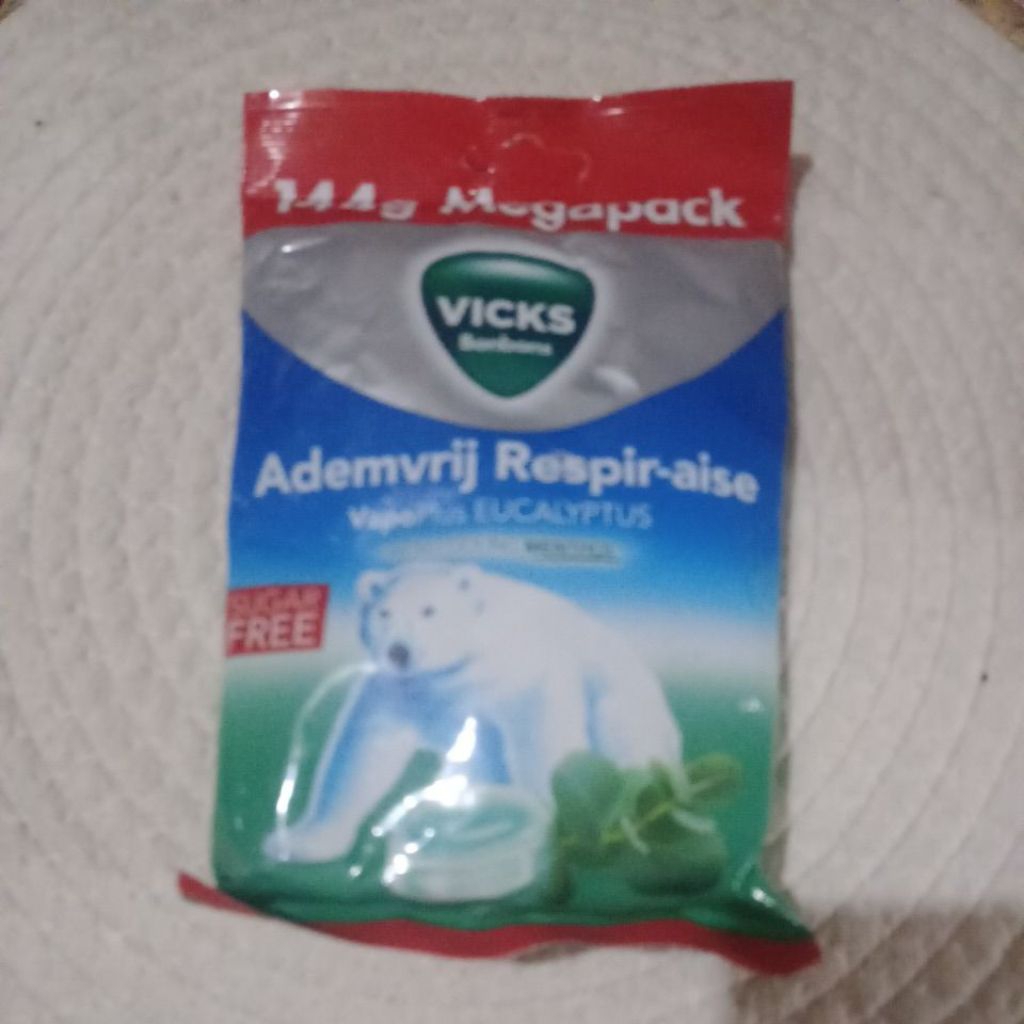 

Permen Vicks Eucalyptus