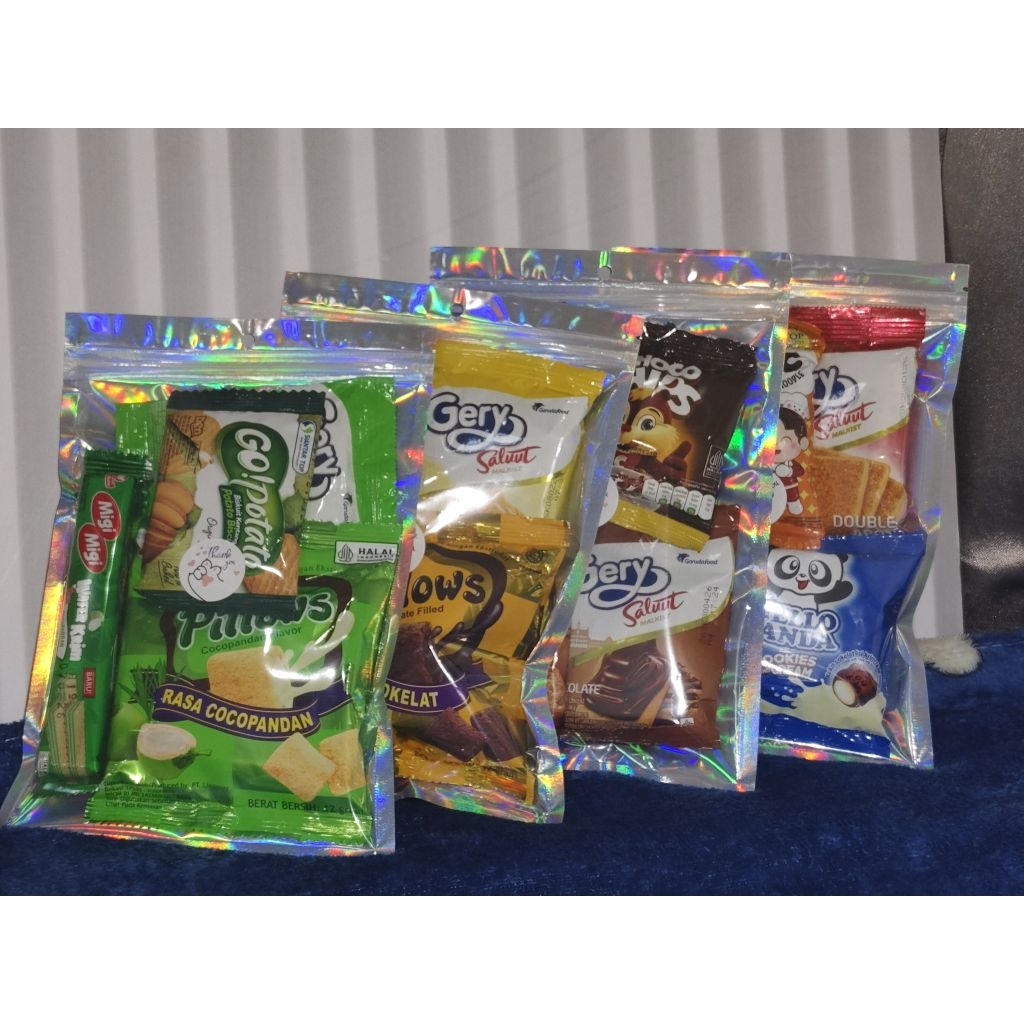 

Mini Gift Snack - mini hampers lebaran/ulang tahun/wisuda/sempro