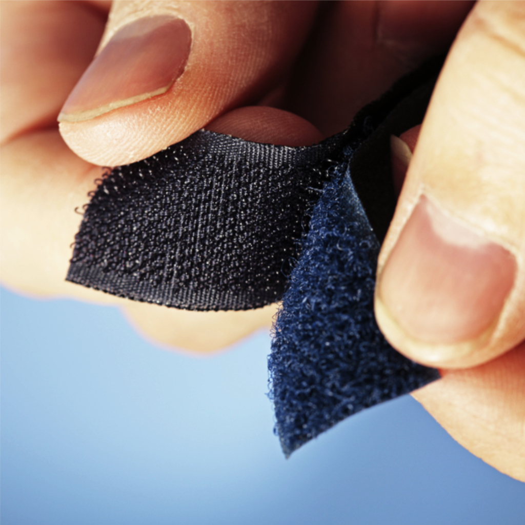 

Velcro Strap - Magic Tape Perekat Pengikat Kain - All Size - SFO Semarang Official