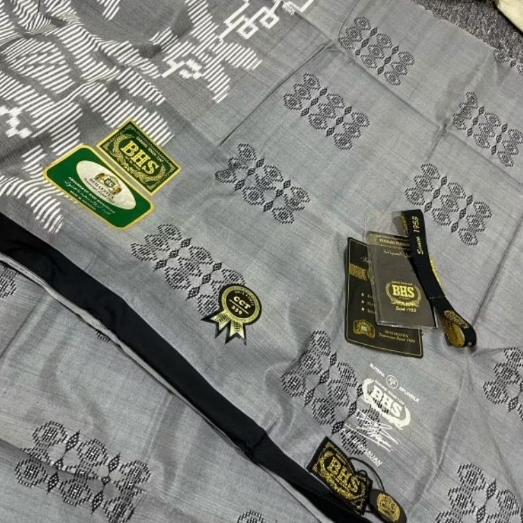 Sarung BHS Full Sutra Spunsilk CCT Gold, Warna SILVER