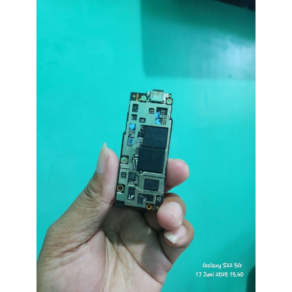 mesin asus rog 5s 8/128 minus