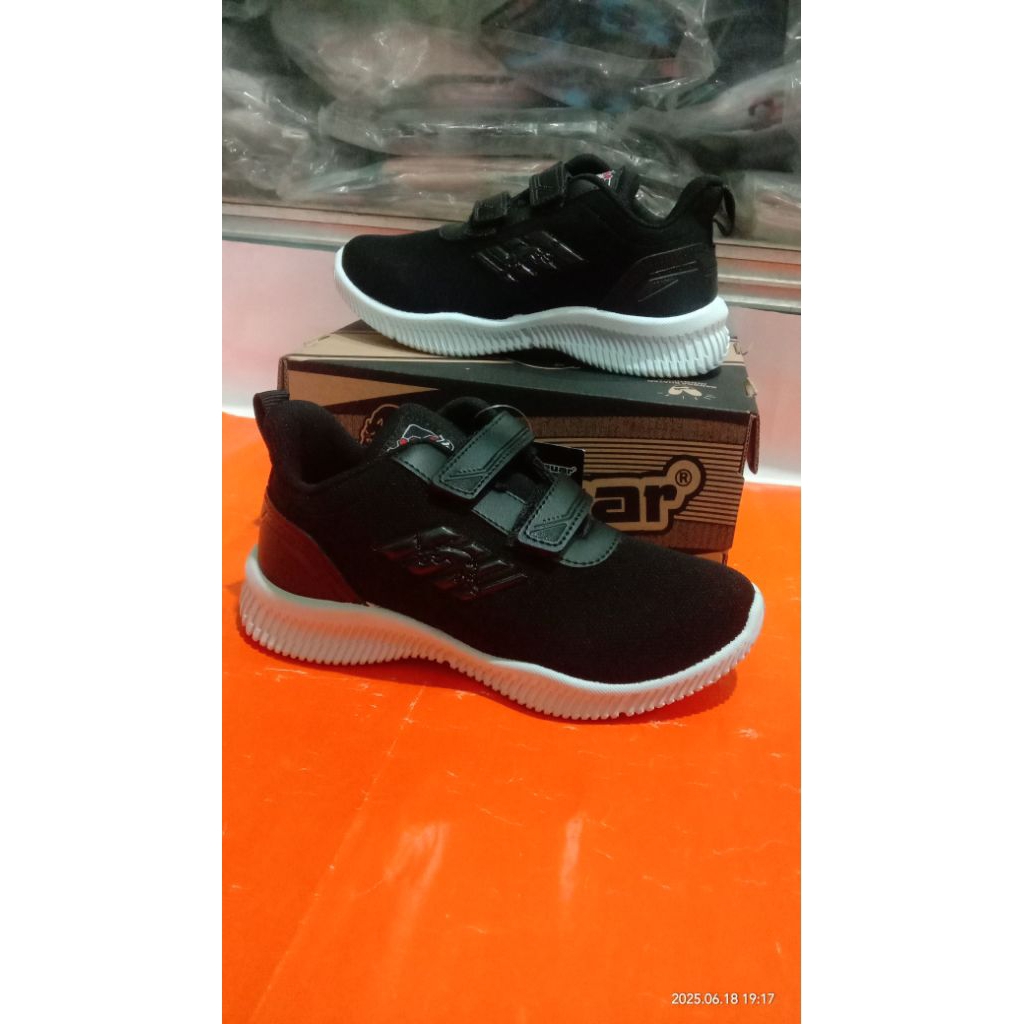 sepatu pro att JAGUAR anak sekolah TK/SD
