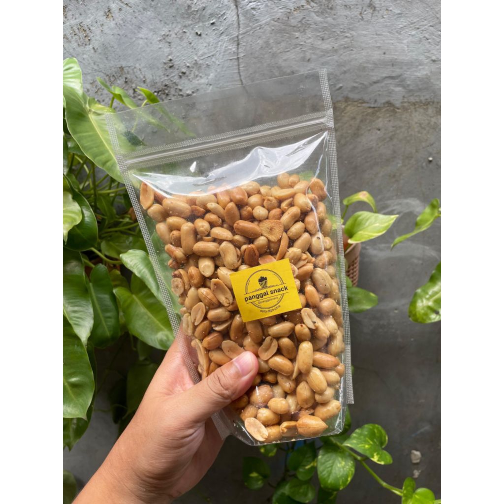 

Kacang goreng/bawang