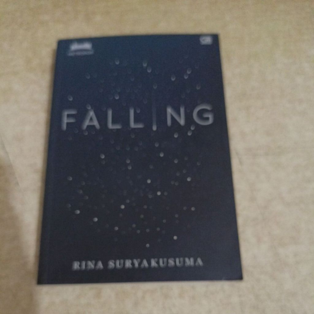 Novel FALLING RINA SURYA KUSUMA