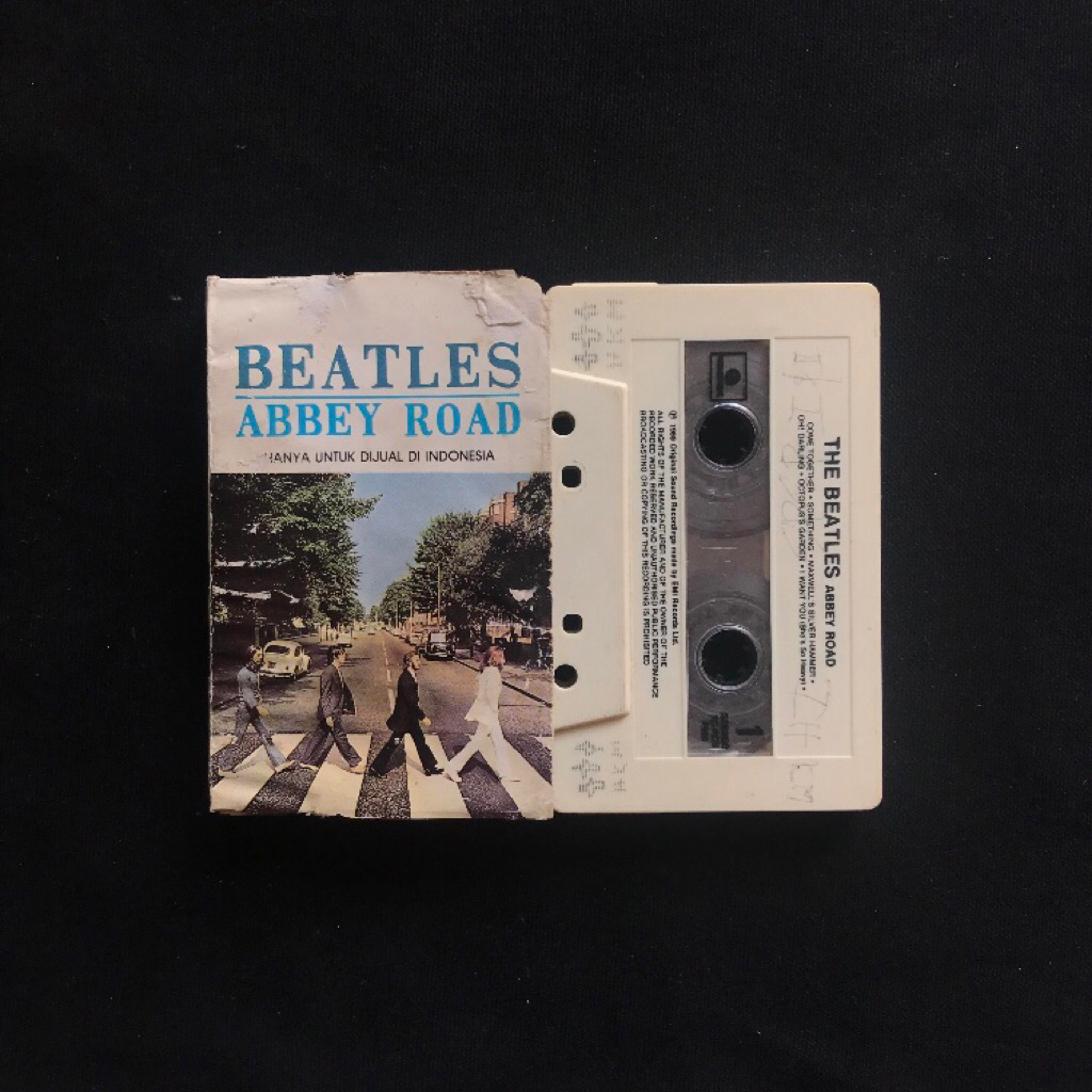 Kaset the beatles - abbey road (rilisan awal)