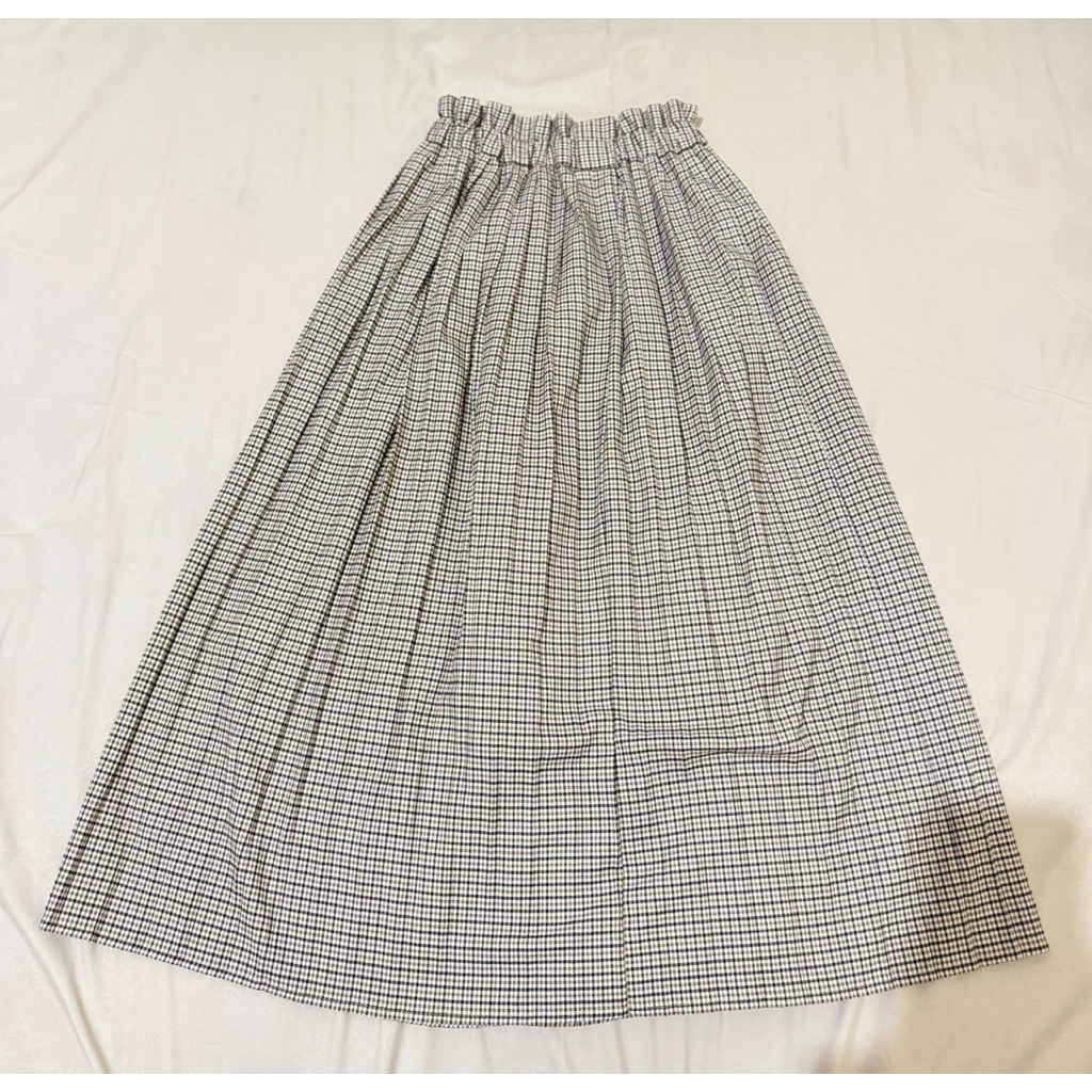 (Preloved) Rok rempel brand Majestic Legon