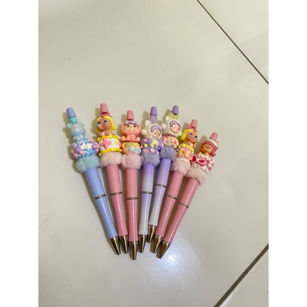 

pulpen aesthetic | pulpen diy | pulpen manik lucu | pulpen karakter | bolpen gemas |bolpen | pulpen lucu | pulpen coquette | pulpen