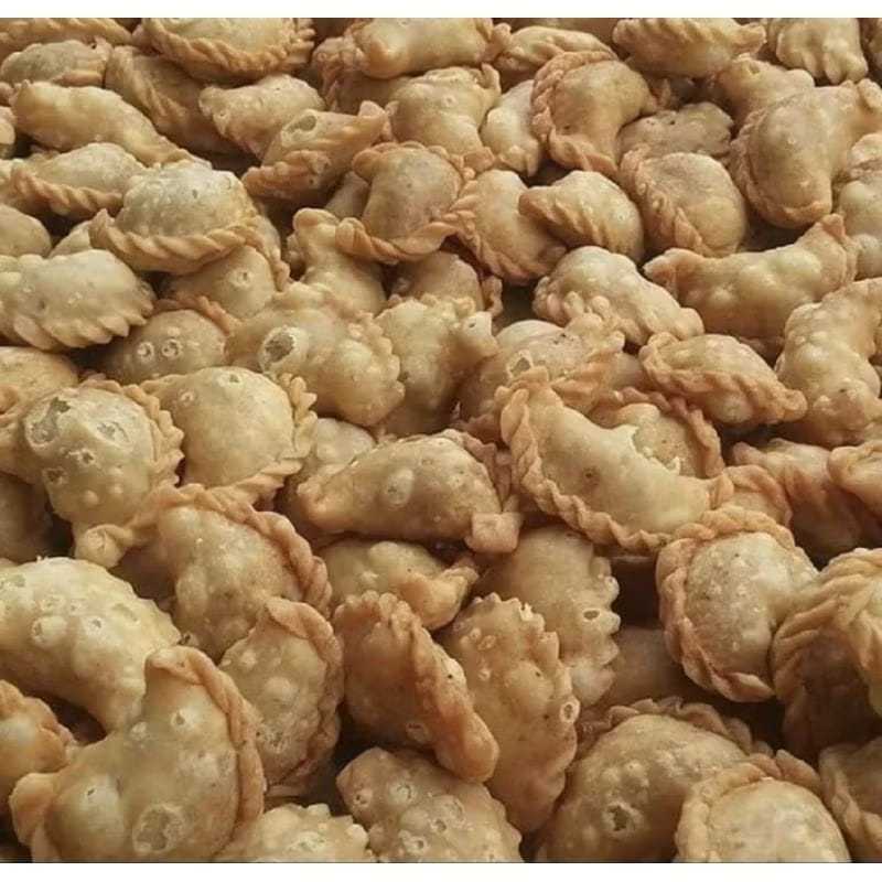 

1kg KUE PASTEL ABON SAPI PREMIUM /kue renyah isi abon lezat/snack tradisional renyah/ kue//CEMILAN//HARGA GROSIR//MAKANAN RINGAN//JAJANAN//KUE KERING//CURAH//SEMBAKO