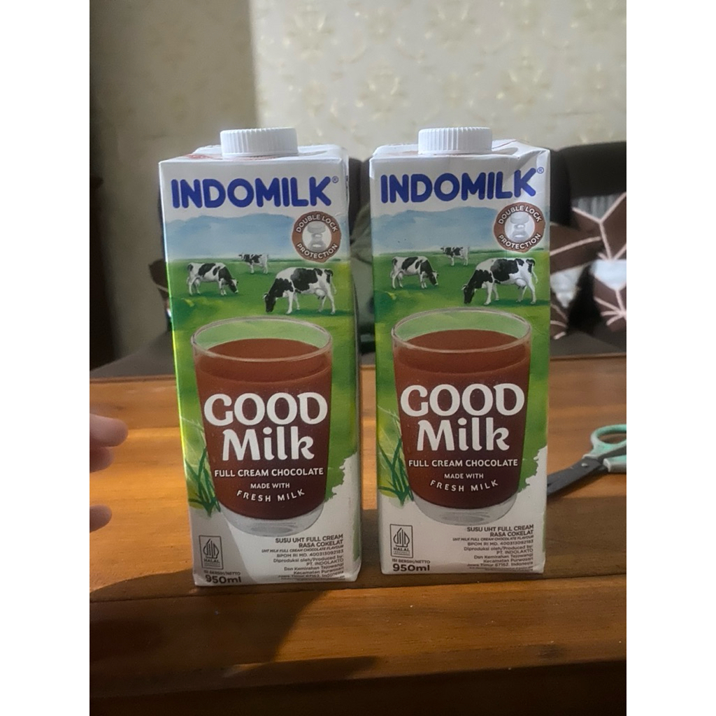 

UHT Indomilk 950 ml Coklat 100% Original exp des 2025