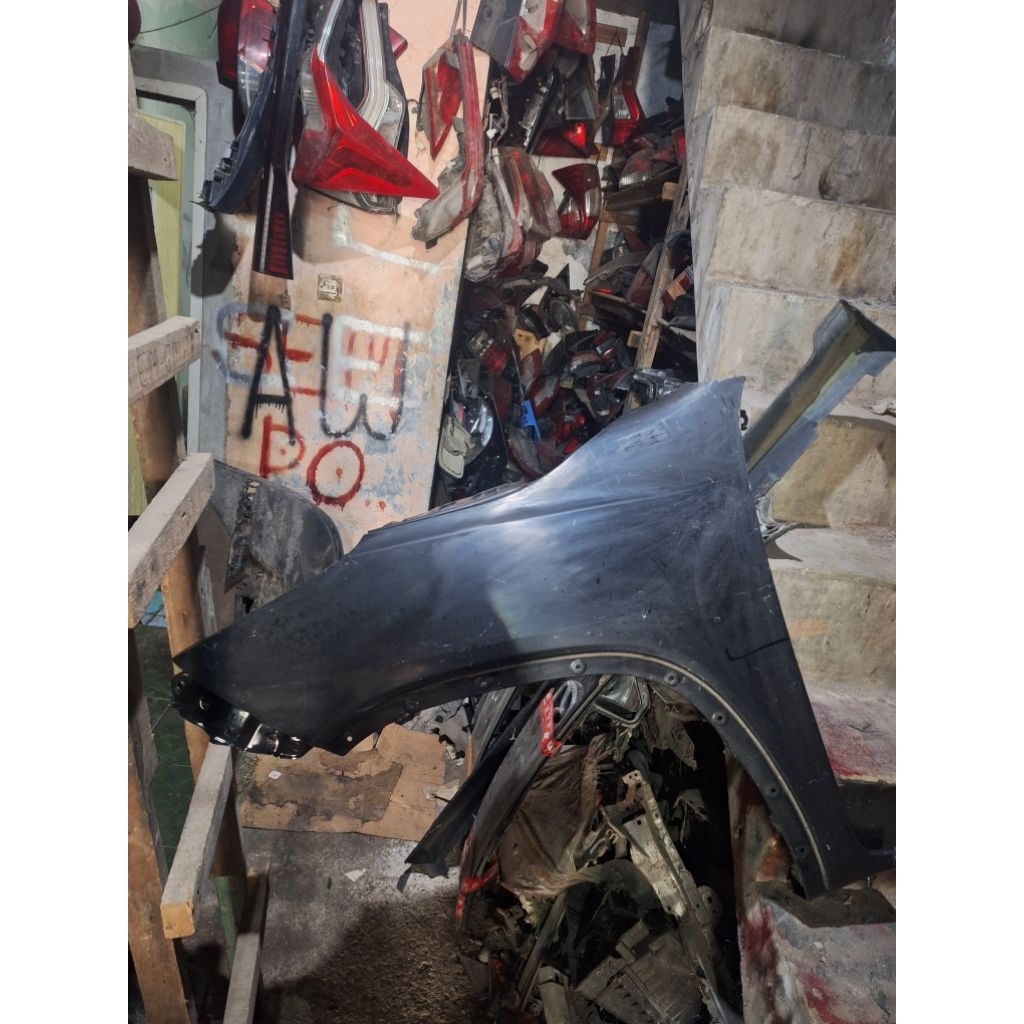 fender sepakbor fortuner vrz 2017 2023