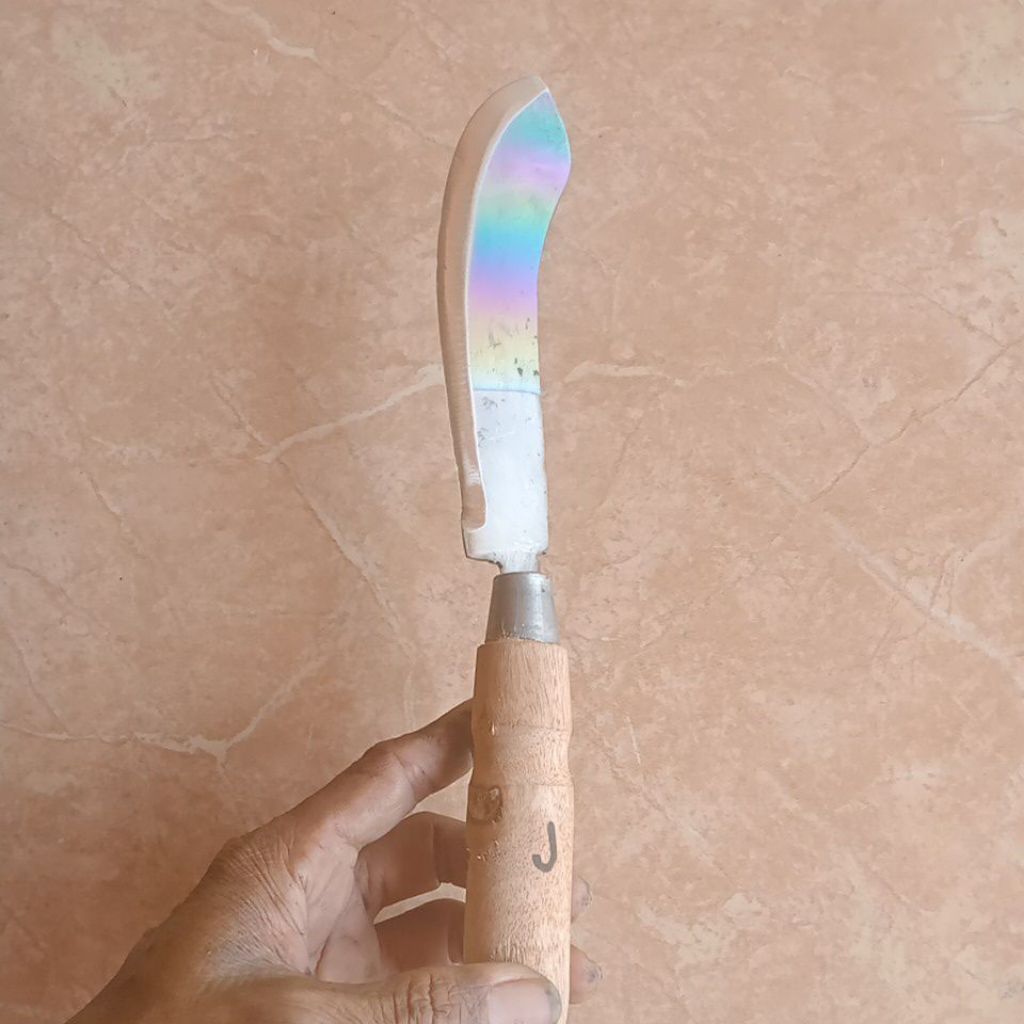 Pisau seset bahan dm05