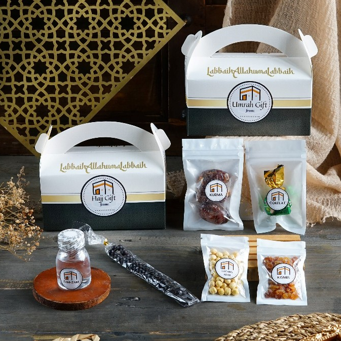 

Oleh Oleh Haji Premium Souvenir Arab Saudi Hampers Umroh Lengkap Gift Box Eksklusif