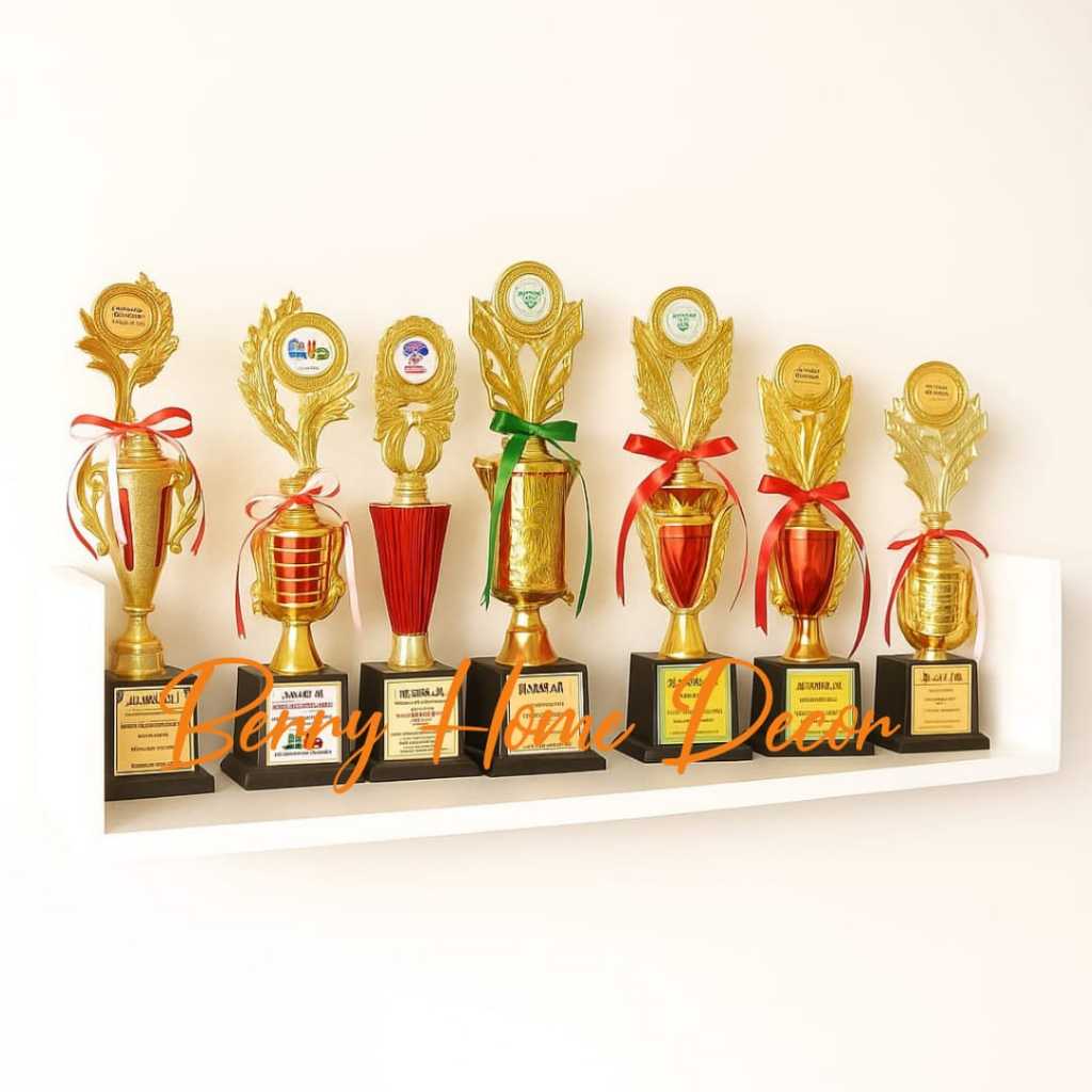 Rak Piala Ambalan Tempel Gantung Dinding Bookshelf Estetik