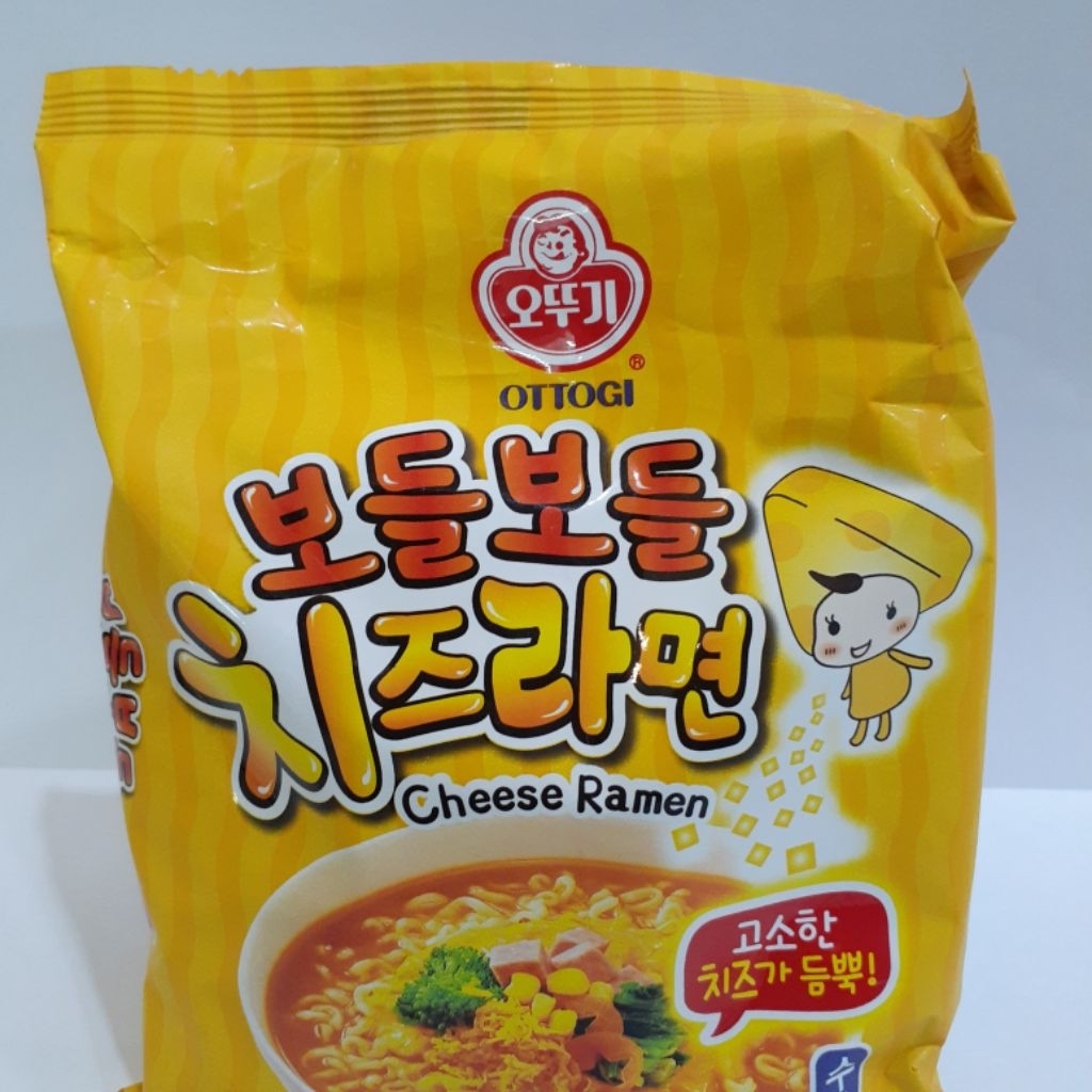 

Ottogi Cheese Ramen 111gram