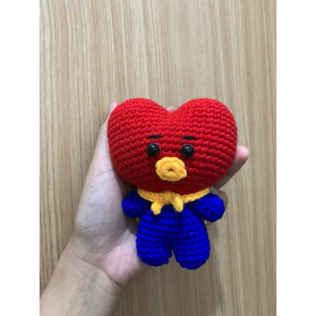 Keychain/Gantungan kunci/gantungan tas Amigurumi TATA BT21