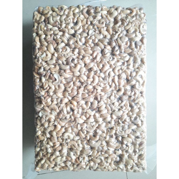 

Kacang Mede Mete Mente Mentah 1Kg Standar (LBW)