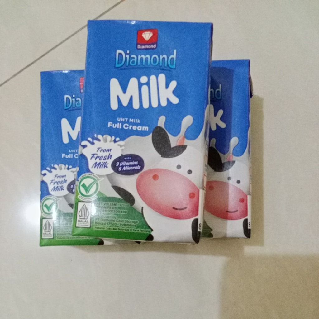 

DIAMOND MILK UHT 125 ML 1 KARTON 40(pc)