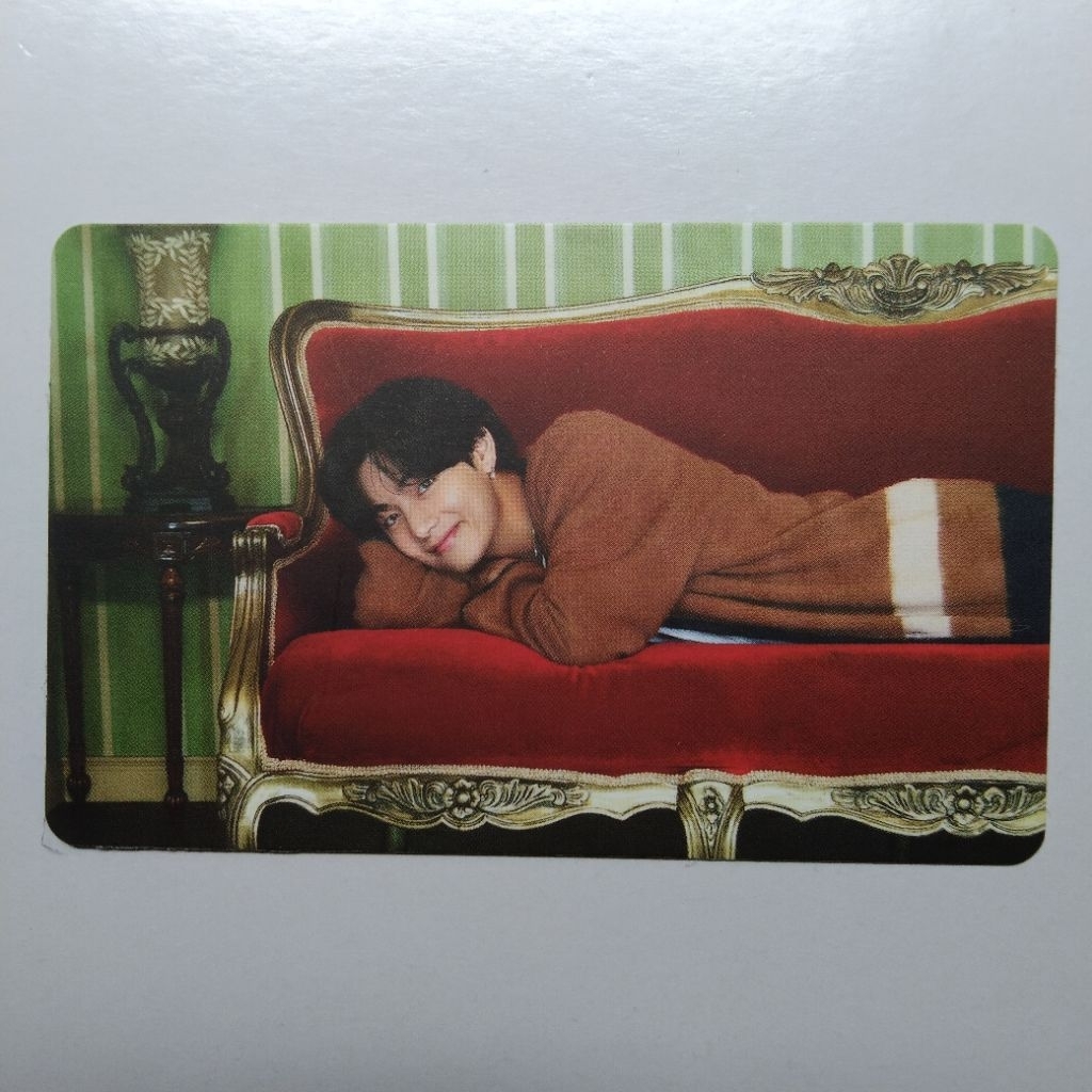 [OFFICIAL] PC JIN SUGA JHOPE RM JIMIN TAEHYUNG JUNGKOOK BTS/BE ESSENTIALS