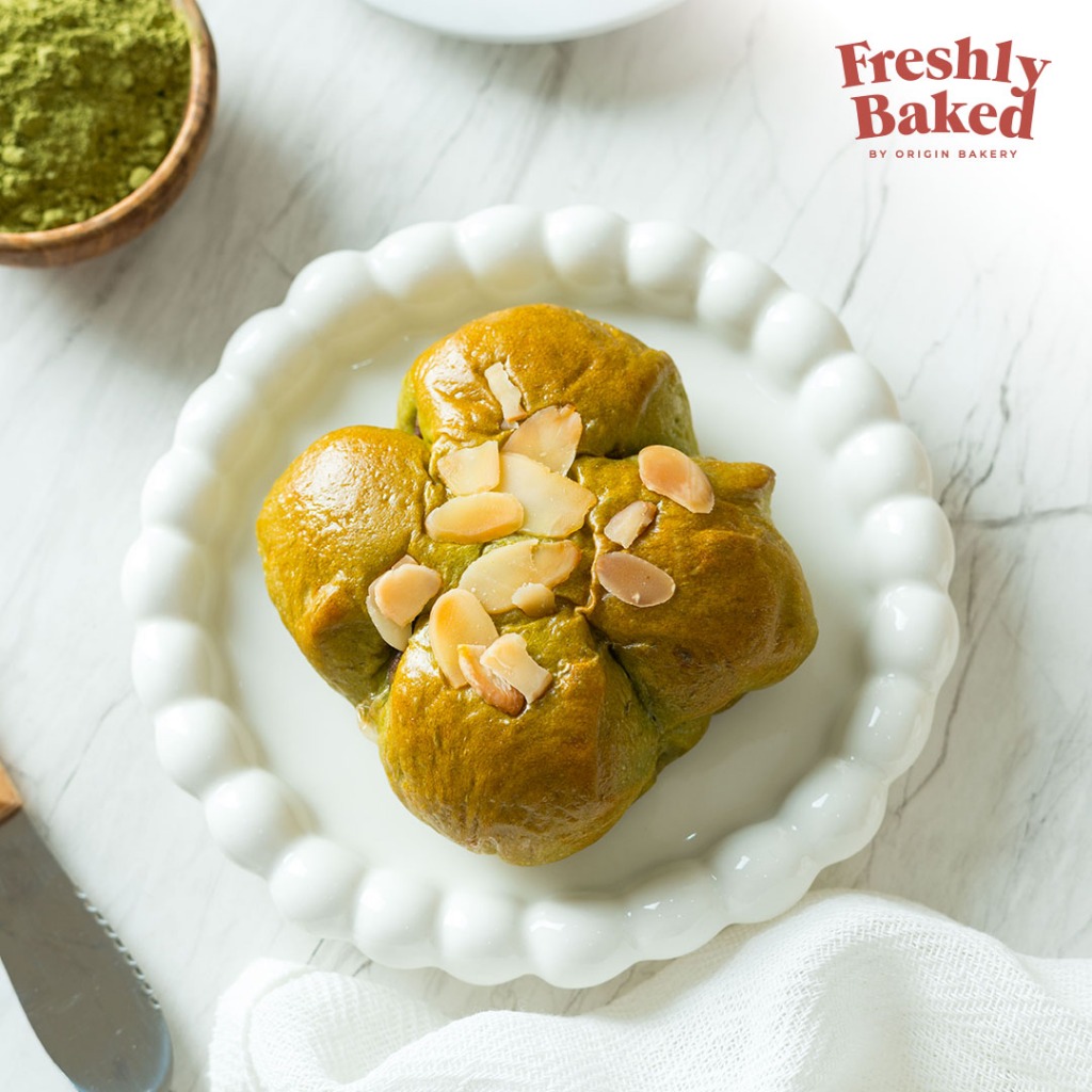 

Matcha Series: Japanese Matcha Red Bean Sweet Bun - Roti Manis Matcha - Freshly Baked by Origin Bakery