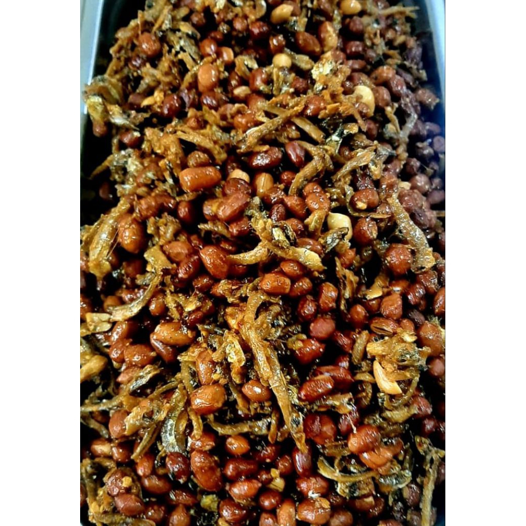 

Teri Kacang Gurih Manis – 250gr | Fresh, Renyah, dan Bikin Nagih!