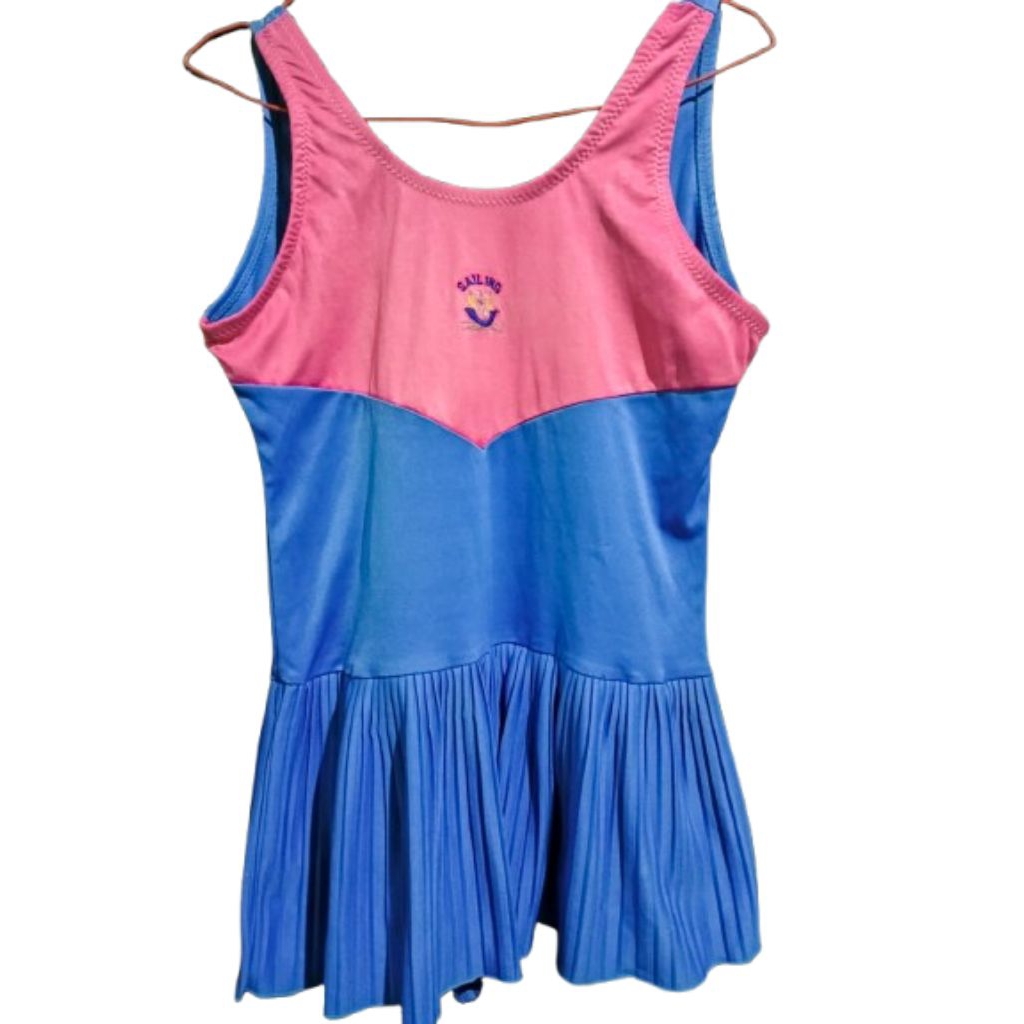 Baju renang anak perempuan umur 7 tahun
