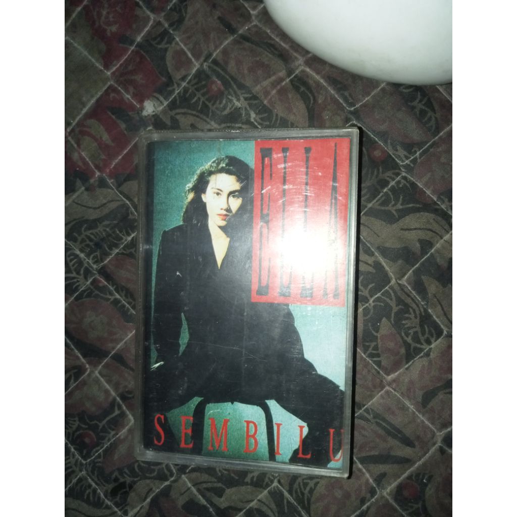 kaset pita jadul, ella