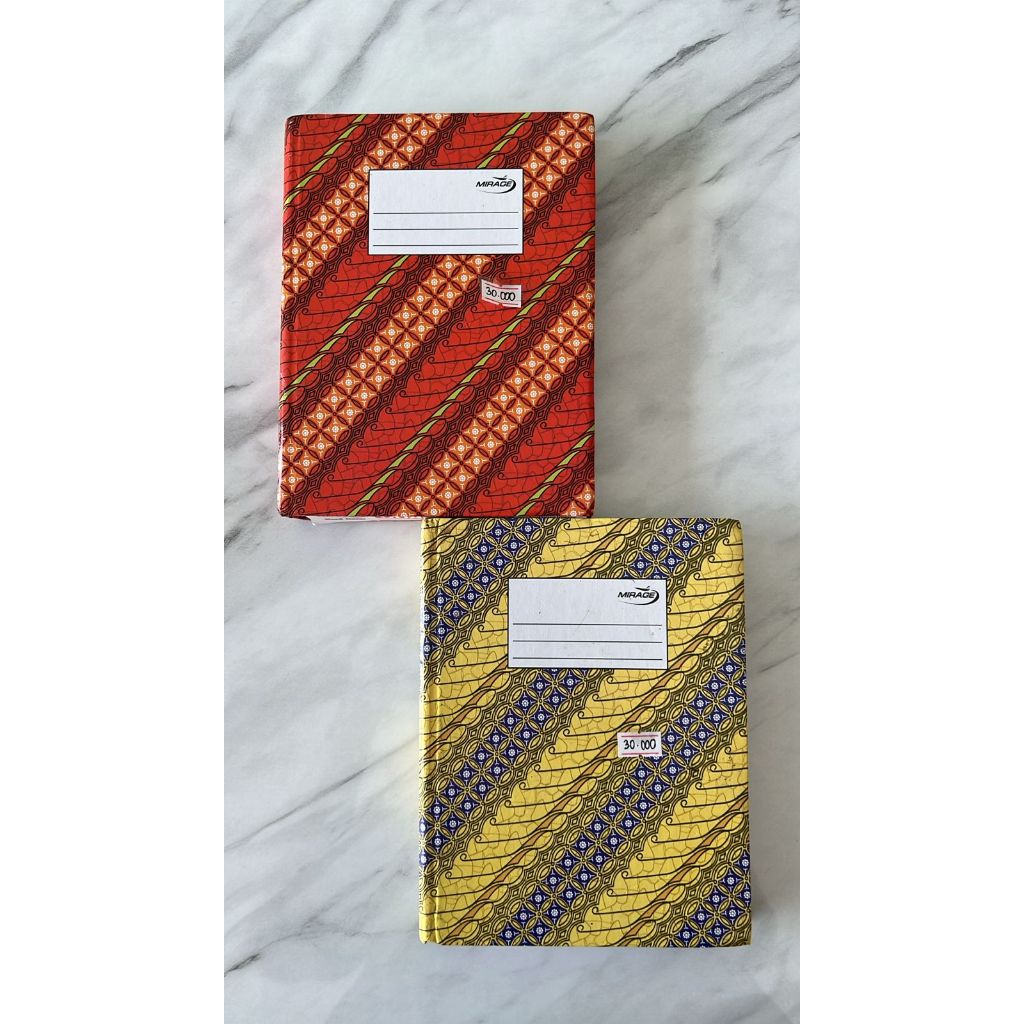 

Buku Hard Cover Mirage isi 300 Lbr