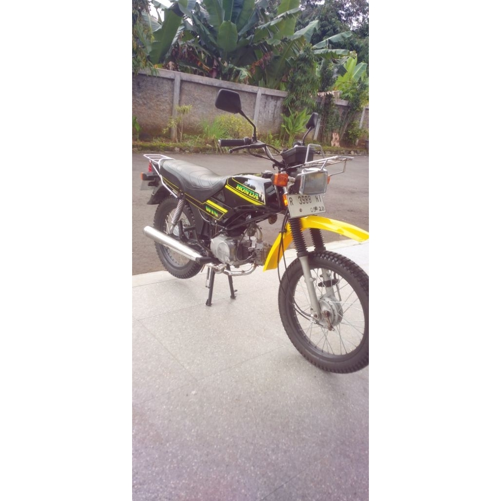 Honda Win tahun 2003, surat lengkap, pajak isi panjang, kondisi istimewa
