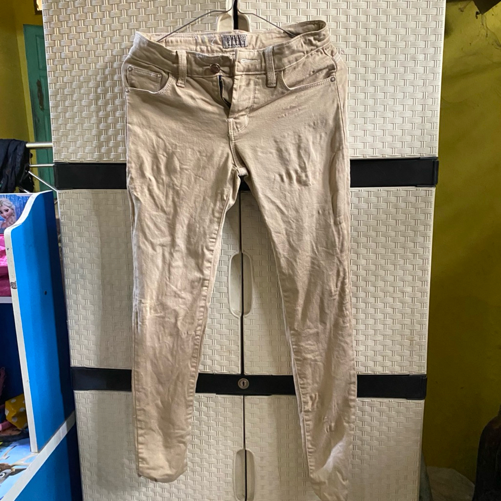 Celana Preloved (zara)