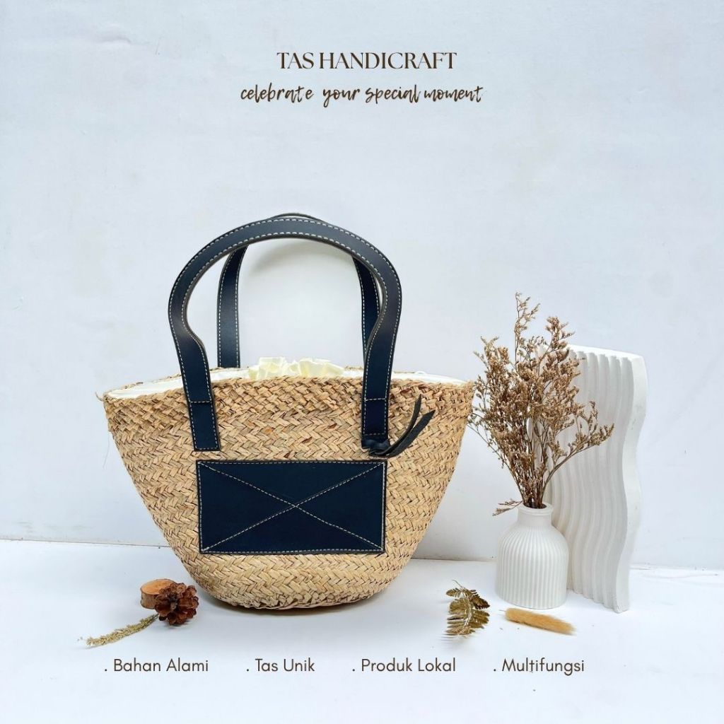 Tas Wanita Selempang Anyaman Mendong Kulit Hitam | Tas Anyaman Etnik Bali | Tas Arisan Ibu Ibusan