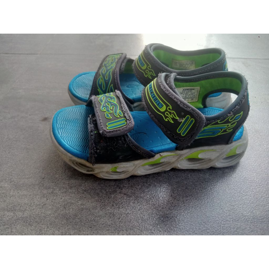 sandal skechers anak