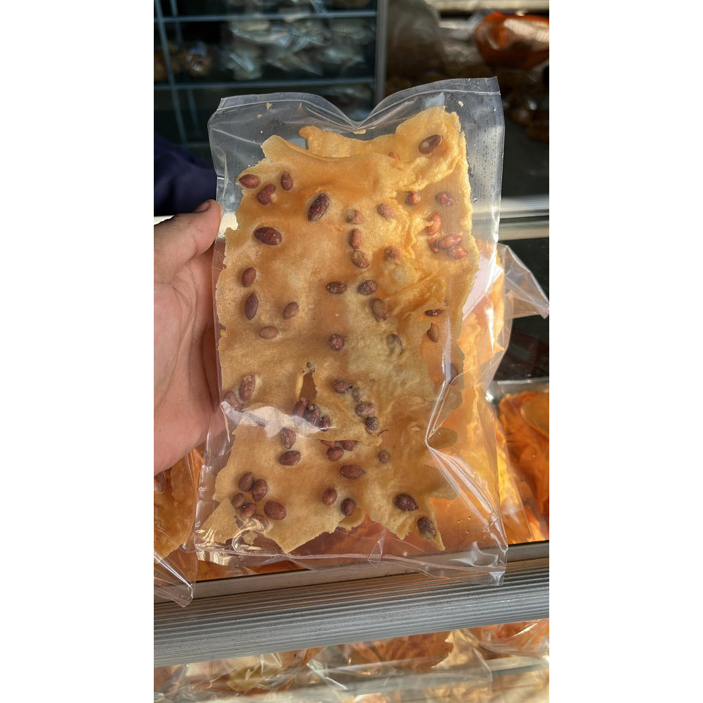

kripik kacang sembunyi