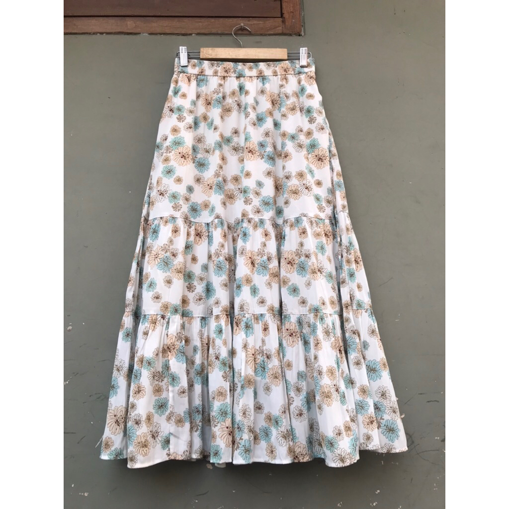 preloved rok uniqlo paul & joe original-preloved rok uniqlo colab paul joe-preloved paul & joe-prelo